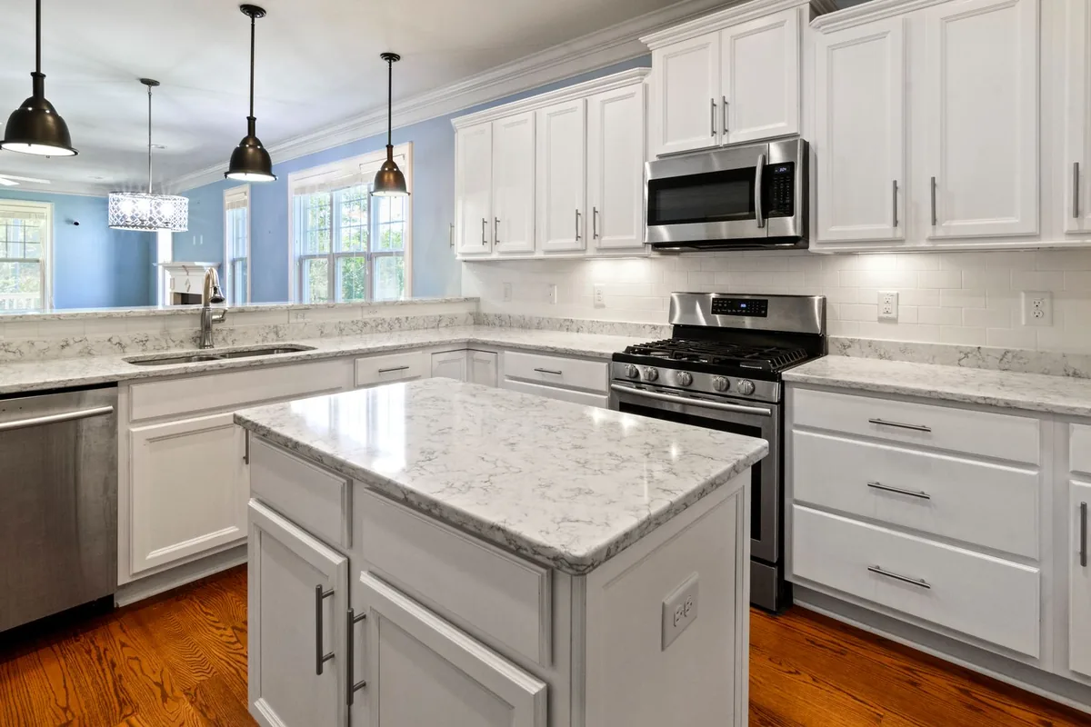 Filth & Squalor Cleanup in Bethpage, NY